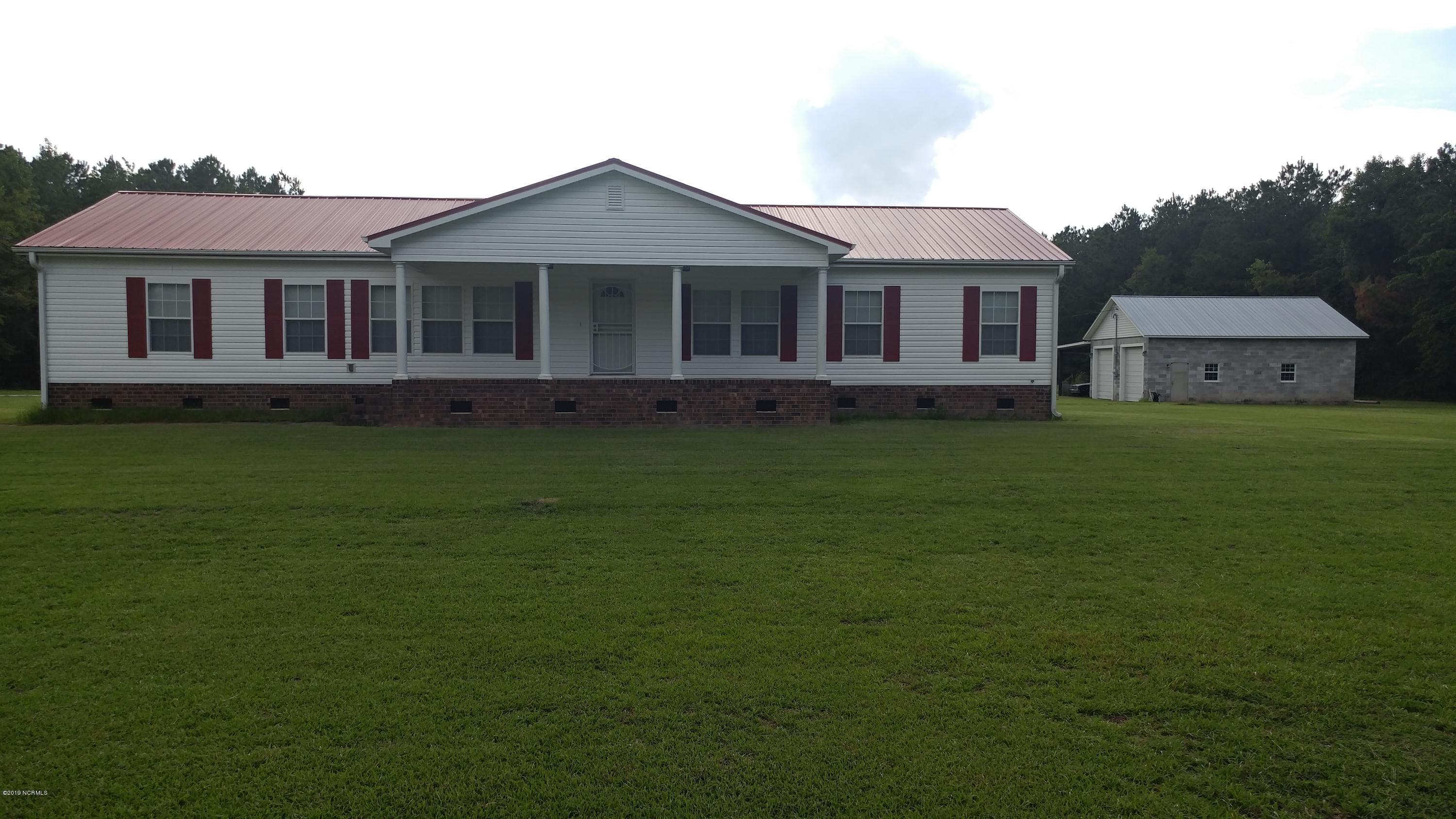 895 Blades Road Havelock, NC 28532 - Photo 1 of 16 Front View