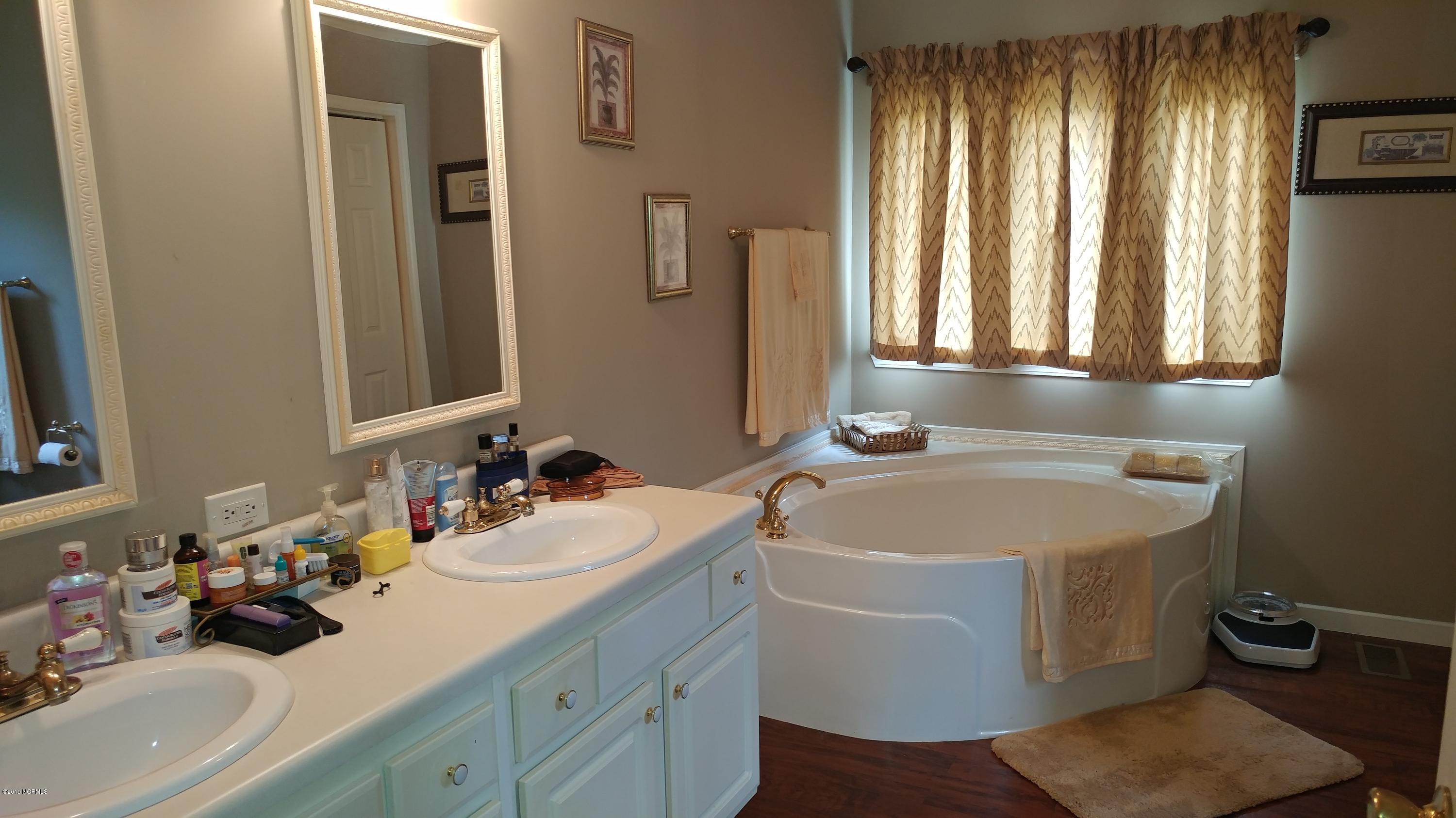 895 Blades Road Havelock, NC 28532 - Photo 7 of 16 MBA