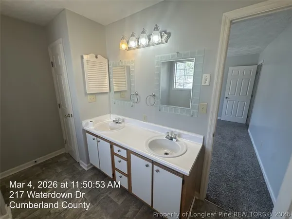 $1,350 | 217 Waterdown Drive, Unit 8, Fayetteville, NC 28314