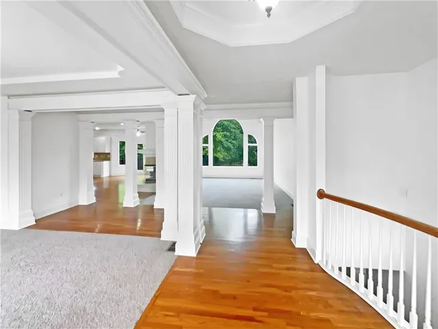 $595,000 | 10105 Northwest River Hills Drive, Kansas City, MO 64152