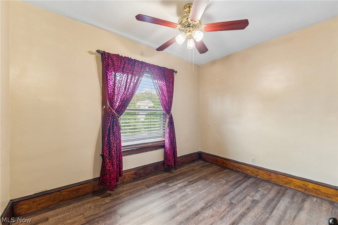 3713 Library Avenue Cleveland, OH 44109 - Photo 21 of 49
