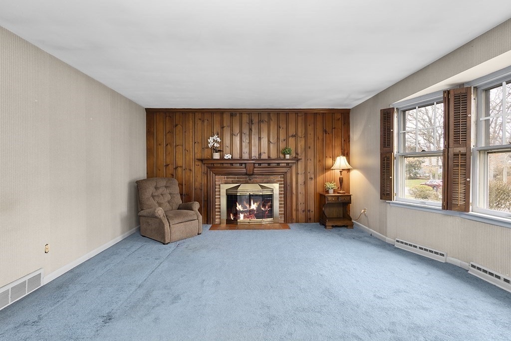 144 Glendale Road Attleboro, MA 02703 - Photo 11 of 33