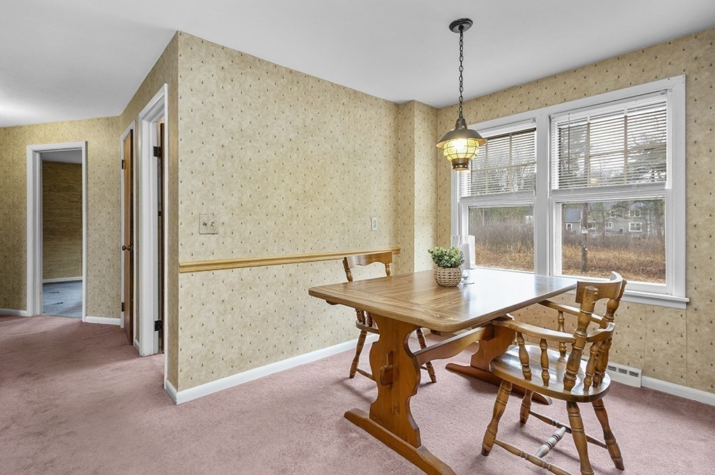 144 Glendale Road Attleboro, MA 02703 - Photo 9 of 33