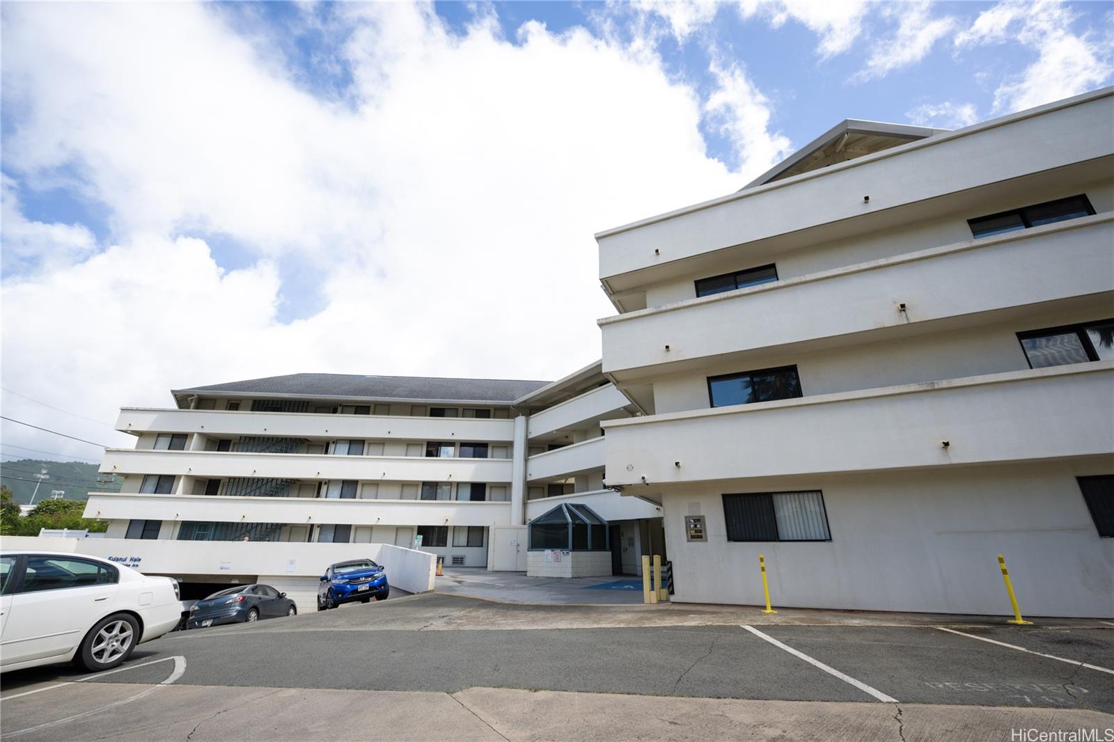 a car parked in front of a building