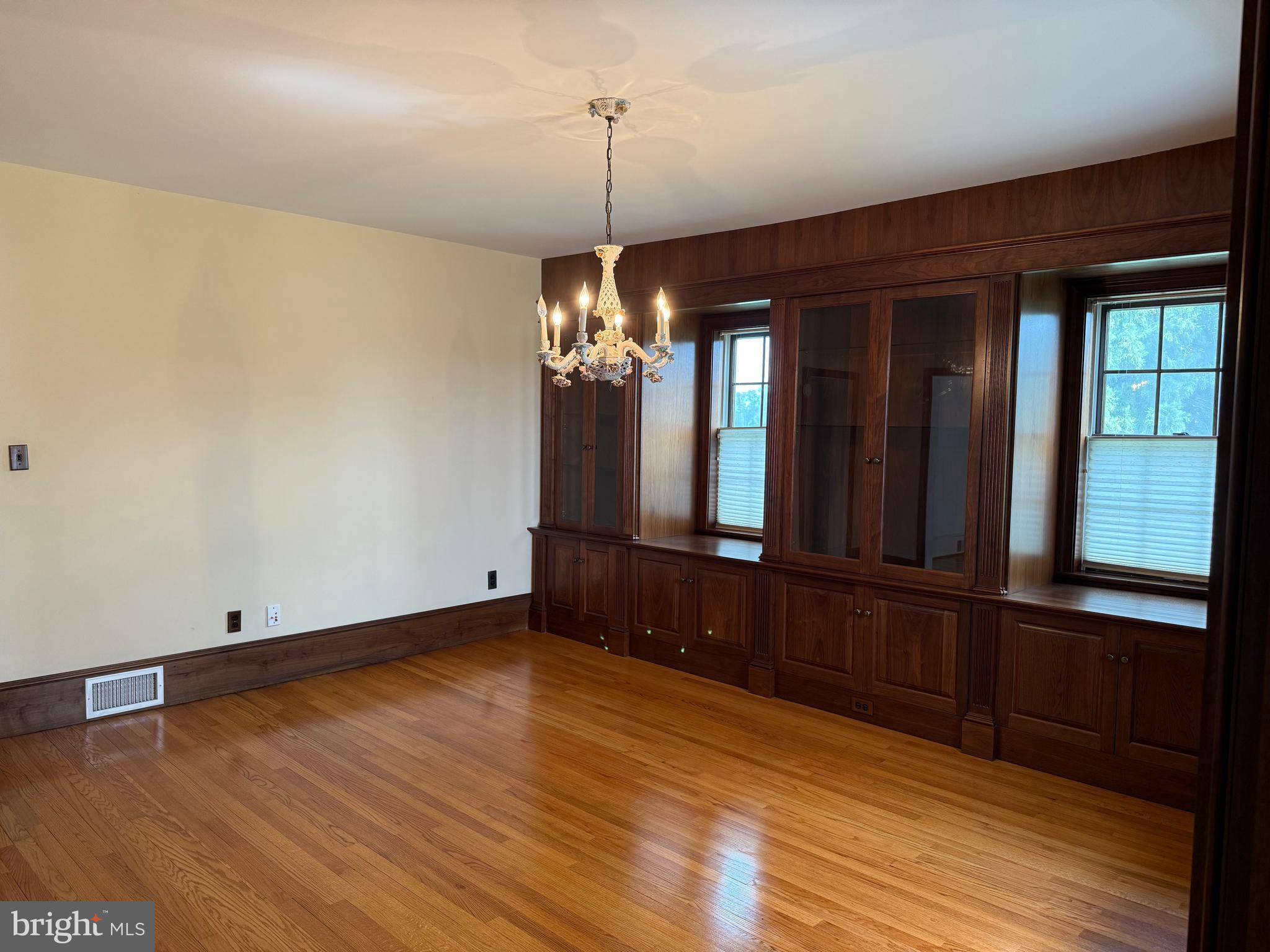 266 Whig Lane Road Pilesgrove, NJ 08098 - Photo 15 of 55