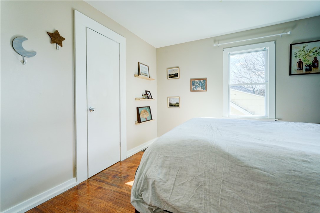 134 Wyndham Road Rochester, NY 14612 - Photo 15 of 31 Primary bedroom.