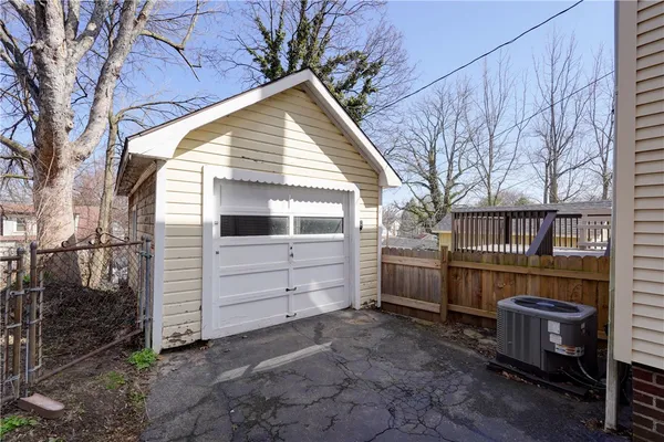 $159,900 | 134 Wyndham Road, Rochester, NY 14612