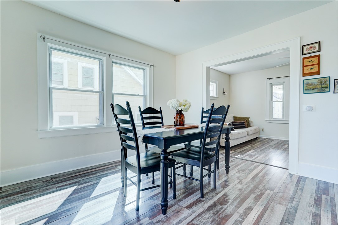 134 Wyndham Road Rochester, NY 14612 - Photo 9 of 31 View back toward the living room.