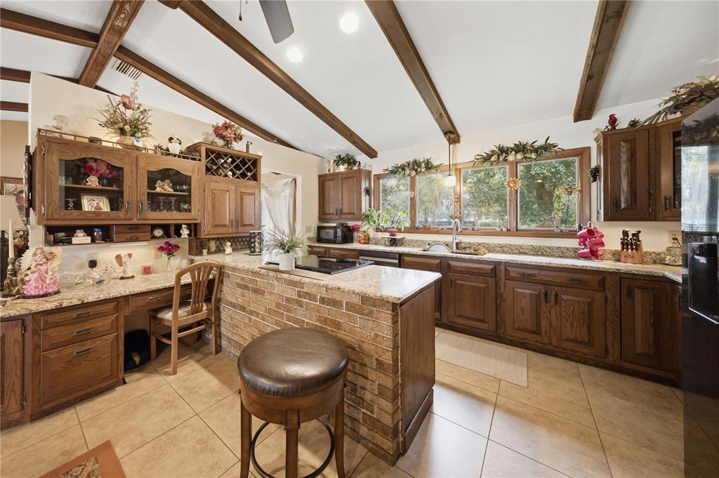 701 Southeast 123rd Street Road Ocala, FL 34480 - Photo 11 of 43 Gallery Image 11