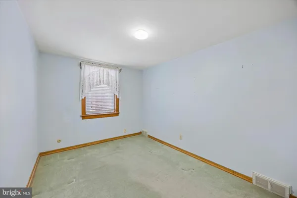 $239,900 | 816 Crescent Drive, Glenolden, PA 19036