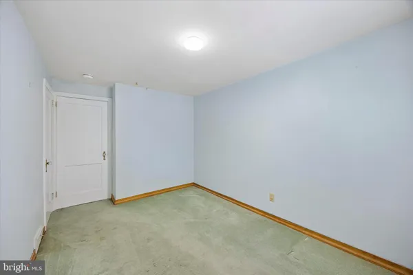 $239,900 | 816 Crescent Drive, Glenolden, PA 19036
