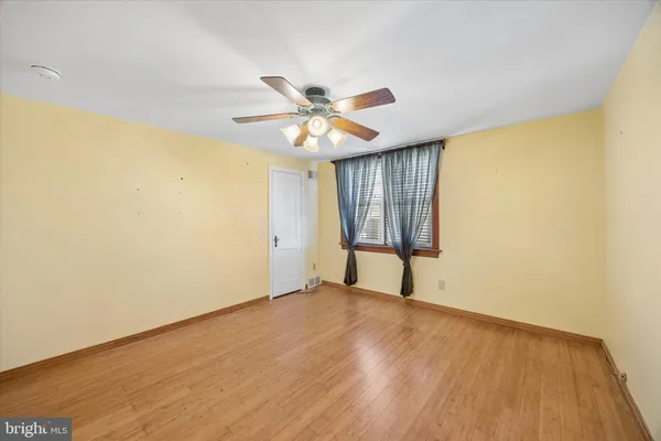 $239,900 | 816 Crescent Drive, Glenolden, PA 19036