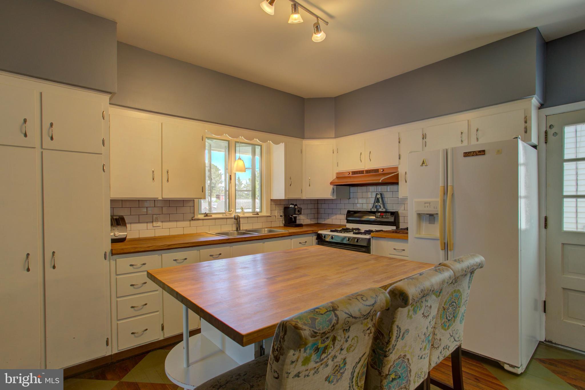 121 West Orange Street Lititz, PA 17543 - Photo 15 of 43