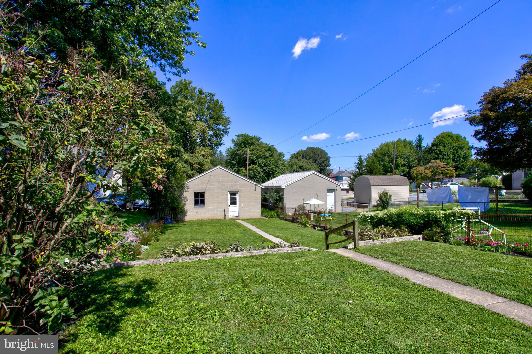 121 West Orange Street Lititz, PA 17543 - Photo 31 of 43