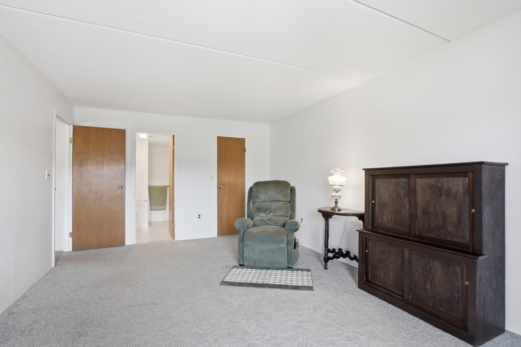 144 Marble Street, Unit 403 Stoneham, MA 02180 - Photo 15 of 29