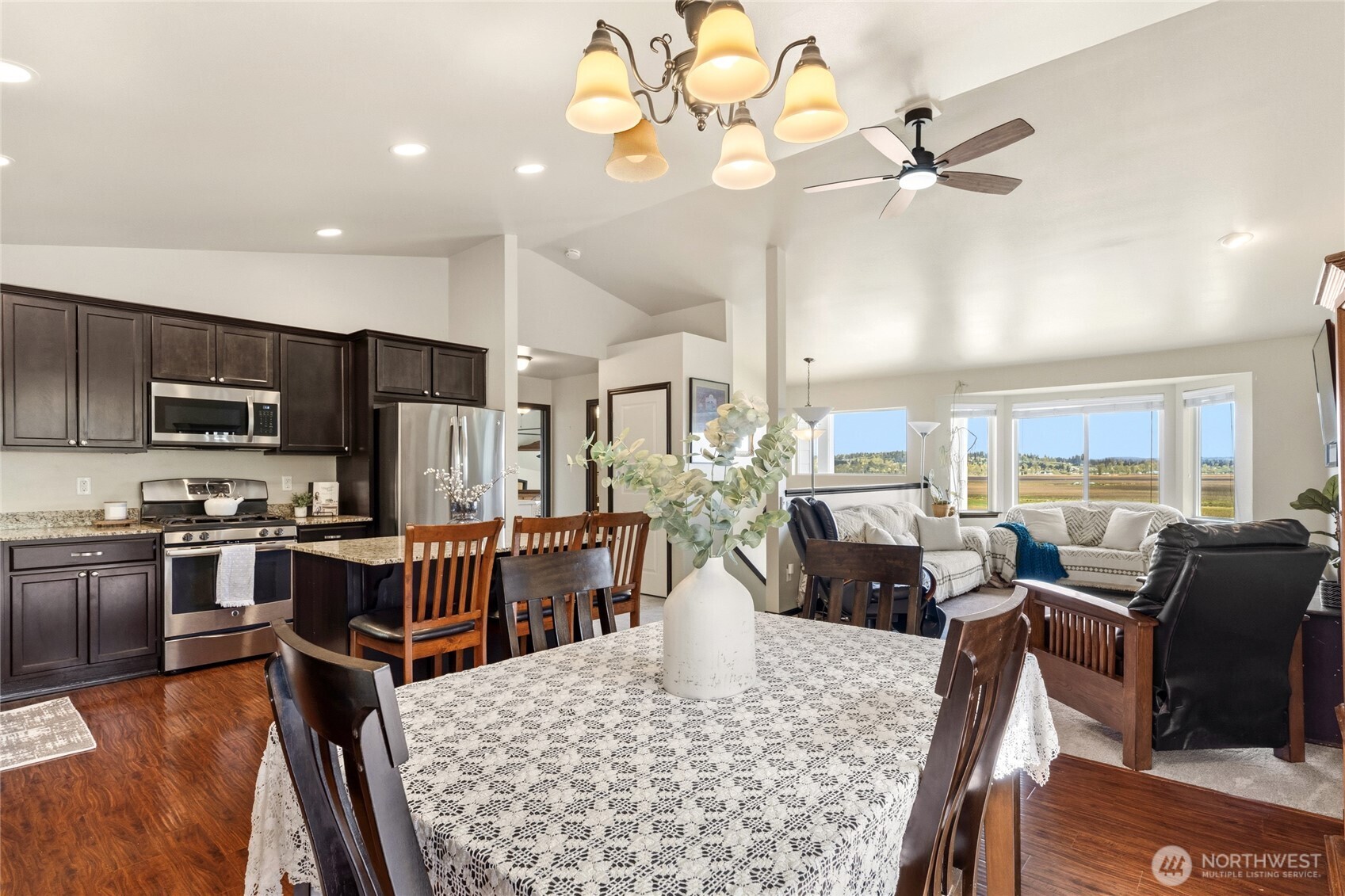 9702 Lowell Larimer Road Everett, WA 98208 - Photo 13 of 38