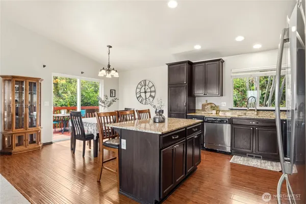 $639,000 | 9702 Lowell Larimer Road, Everett, WA 98208