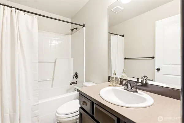 $639,000 | 9702 Lowell Larimer Road, Everett, WA 98208