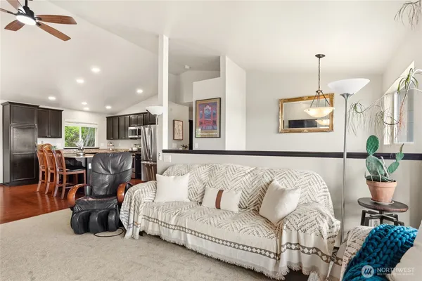 $639,000 | 9702 Lowell Larimer Road, Everett, WA 98208