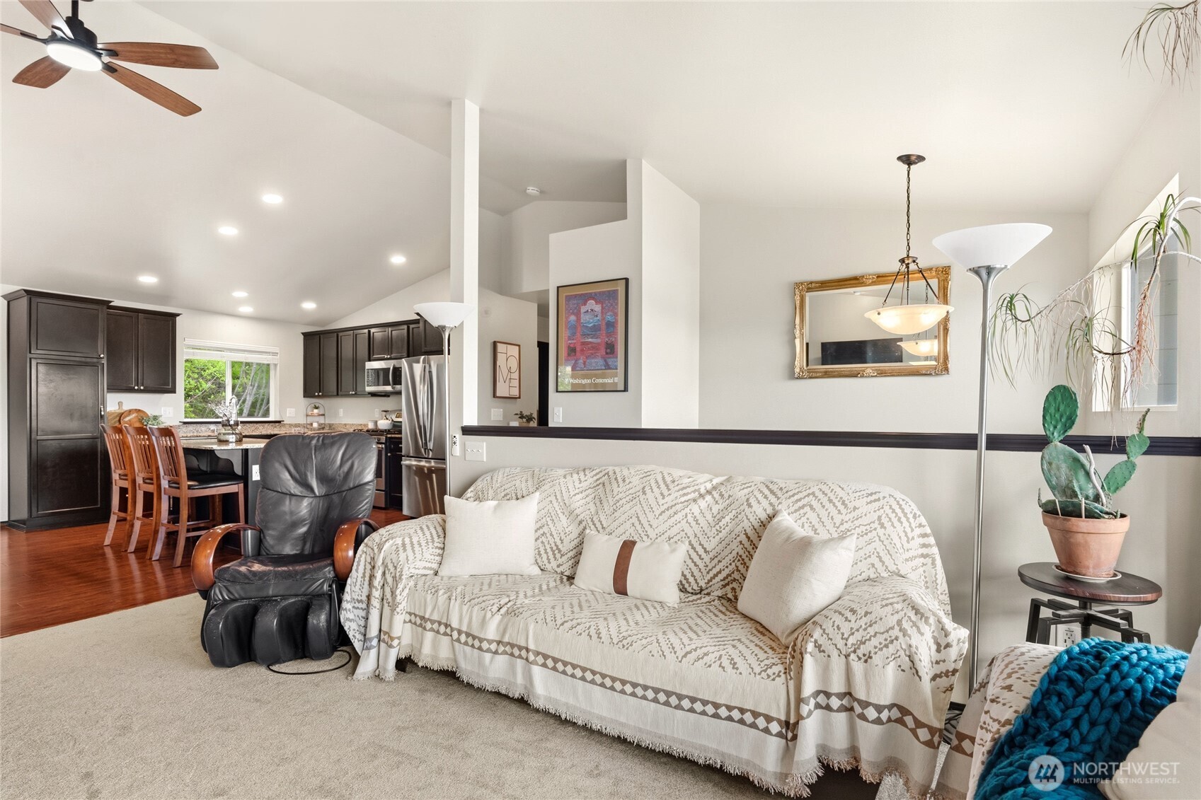 9702 Lowell Larimer Road Everett, WA 98208 - Photo 5 of 38