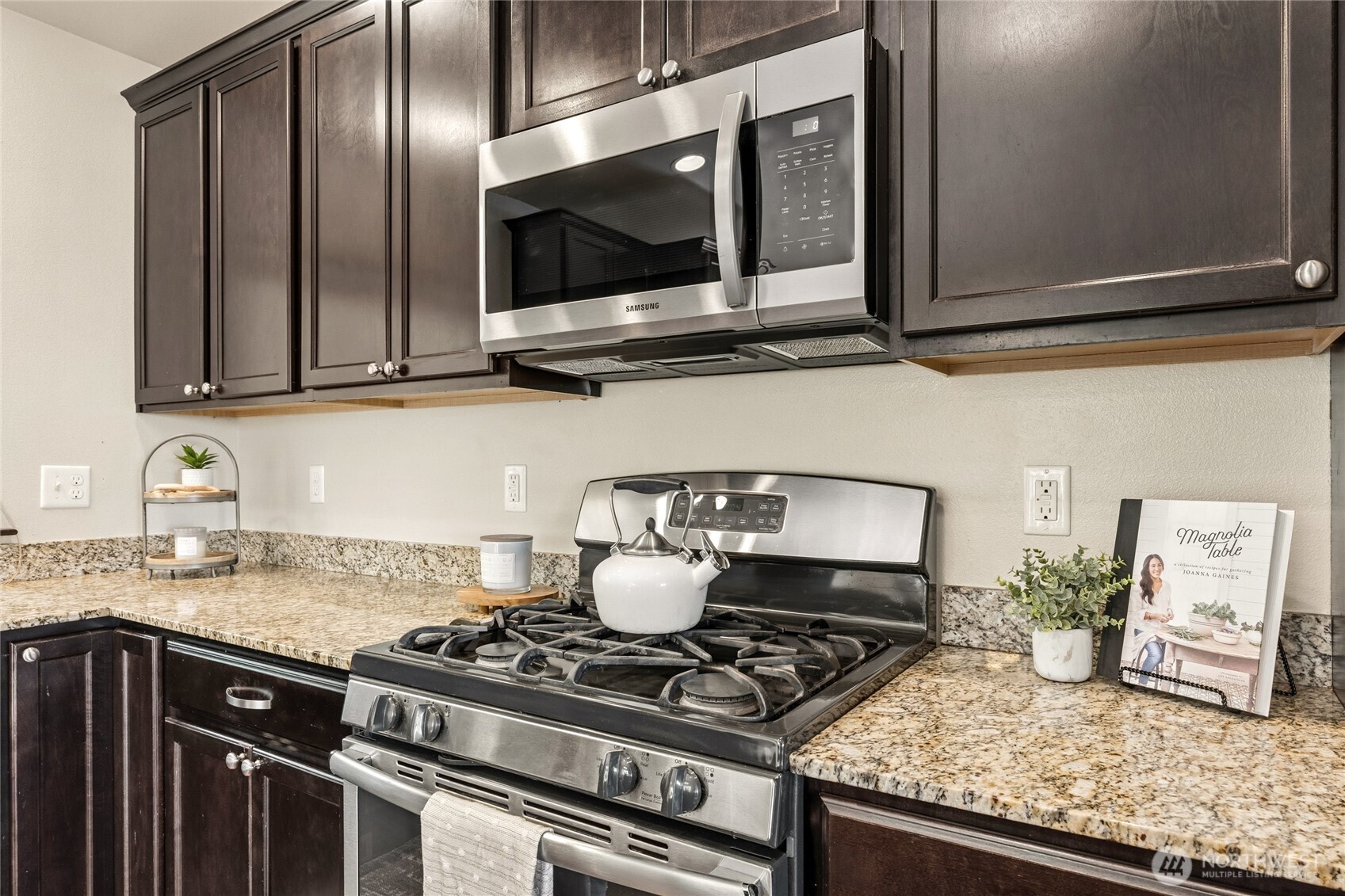 9702 Lowell Larimer Road Everett, WA 98208 - Photo 9 of 38