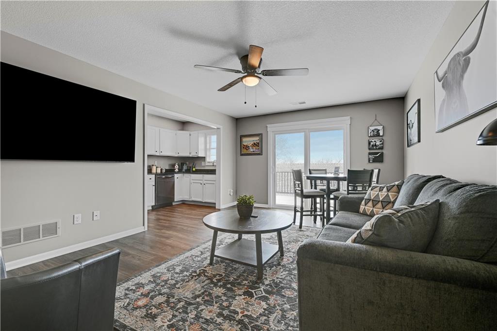 24607 Northeast Colbern Road Lee's Summit, MO 64086 - Photo 14 of 21