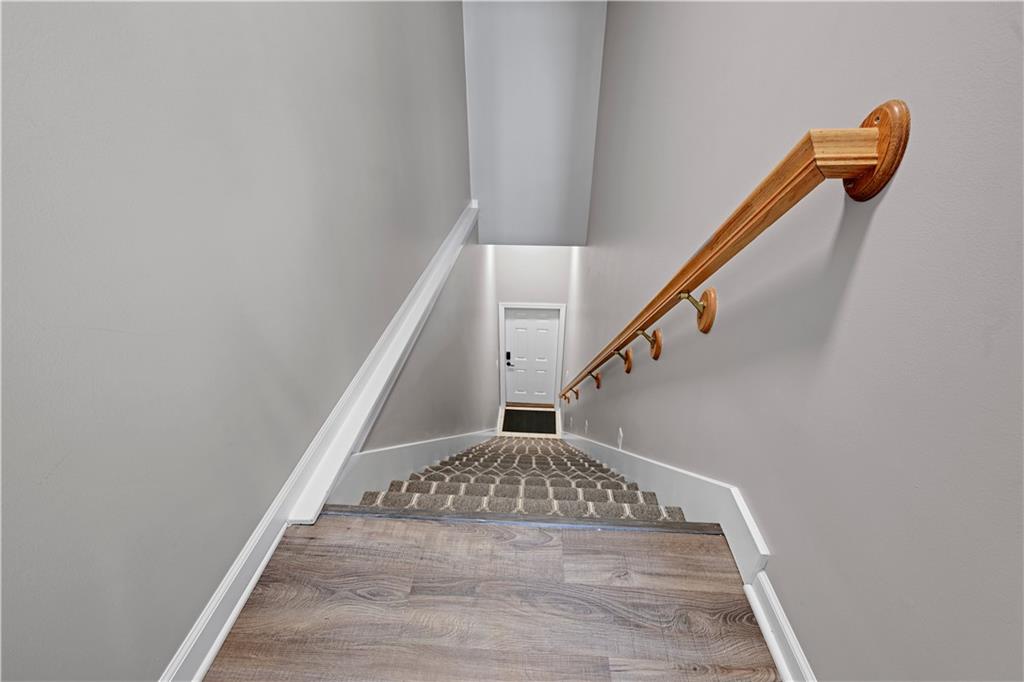 24607 Northeast Colbern Road Lee's Summit, MO 64086 - Photo 16 of 21