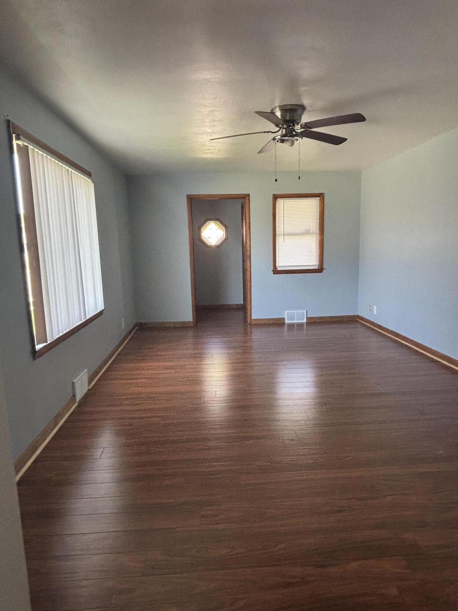 2900 Drexel Avenue Racine, WI 53403 - Photo 10 of 16 IMG,LivingG