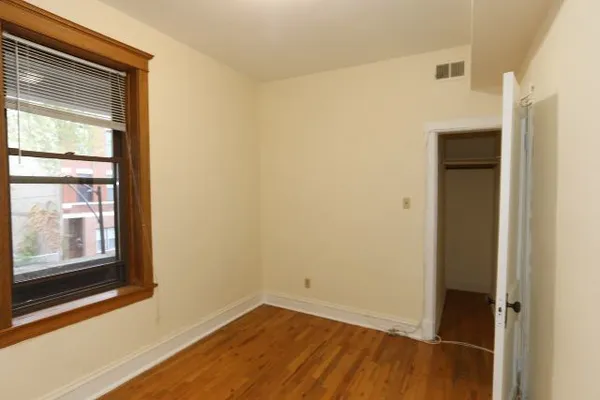 $2,350 | 953 North Hoyne Avenue, Unit 2, Chicago, IL 60622
