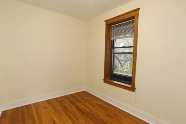 $2,350 | 953 North Hoyne Avenue, Unit 2, Chicago, IL 60622