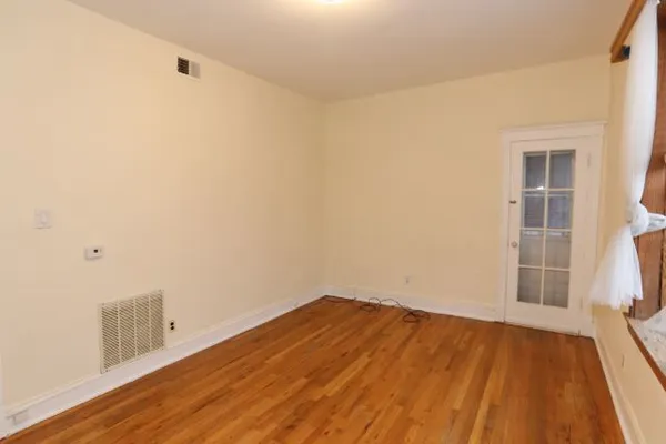 $2,350 | 953 North Hoyne Avenue, Unit 2, Chicago, IL 60622