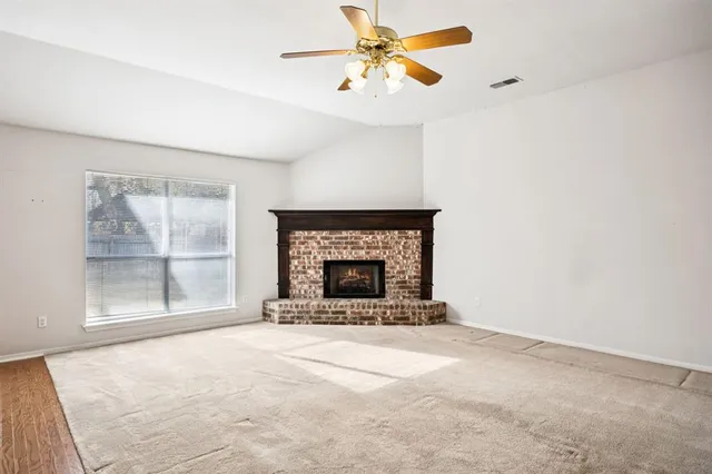 $320,000 | 821 Willow Court, Saginaw, TX 76179