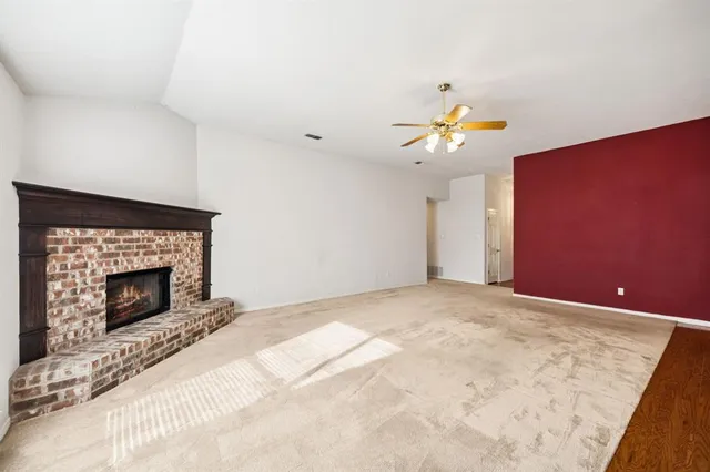 $320,000 | 821 Willow Court, Saginaw, TX 76179