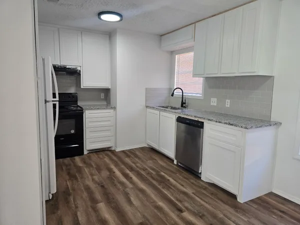 $1,300 | 2211 33rd Street, Unit A, Lubbock, TX 79411