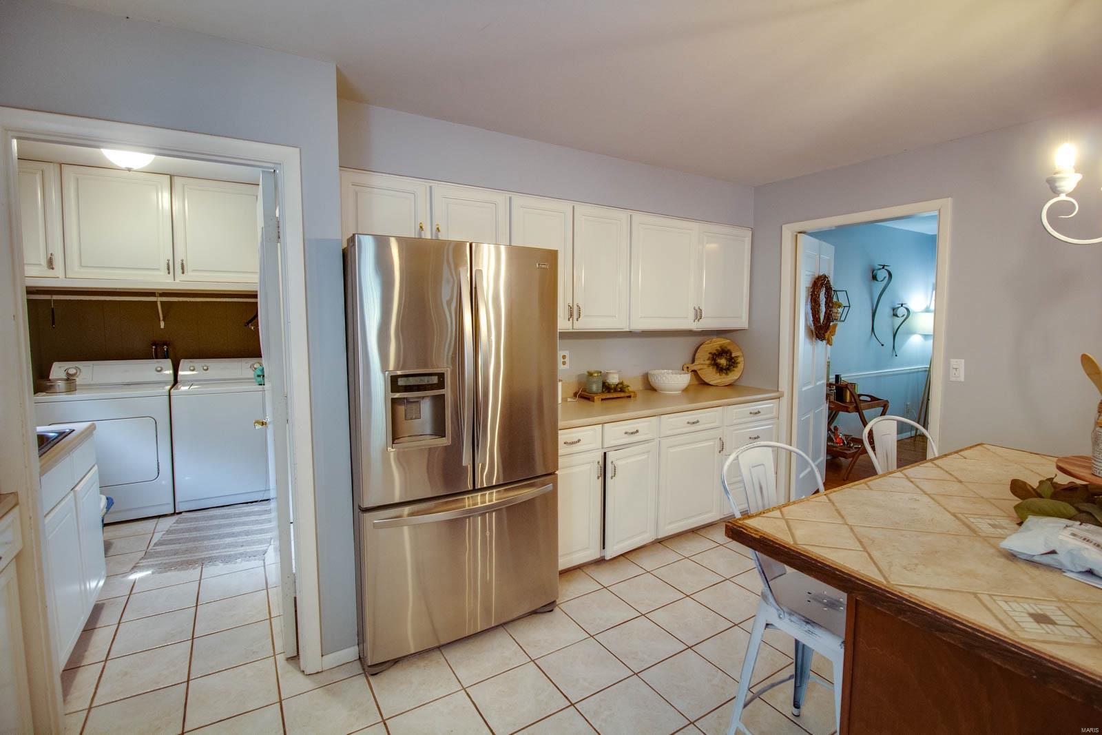 1807 Arrowhead Lane Godfrey, IL 62035 - Photo 15 of 60