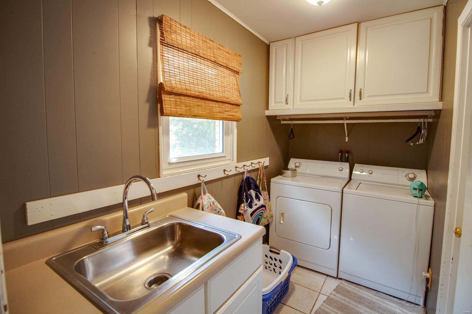 1807 Arrowhead Lane Godfrey, IL 62035 - Photo 18 of 60