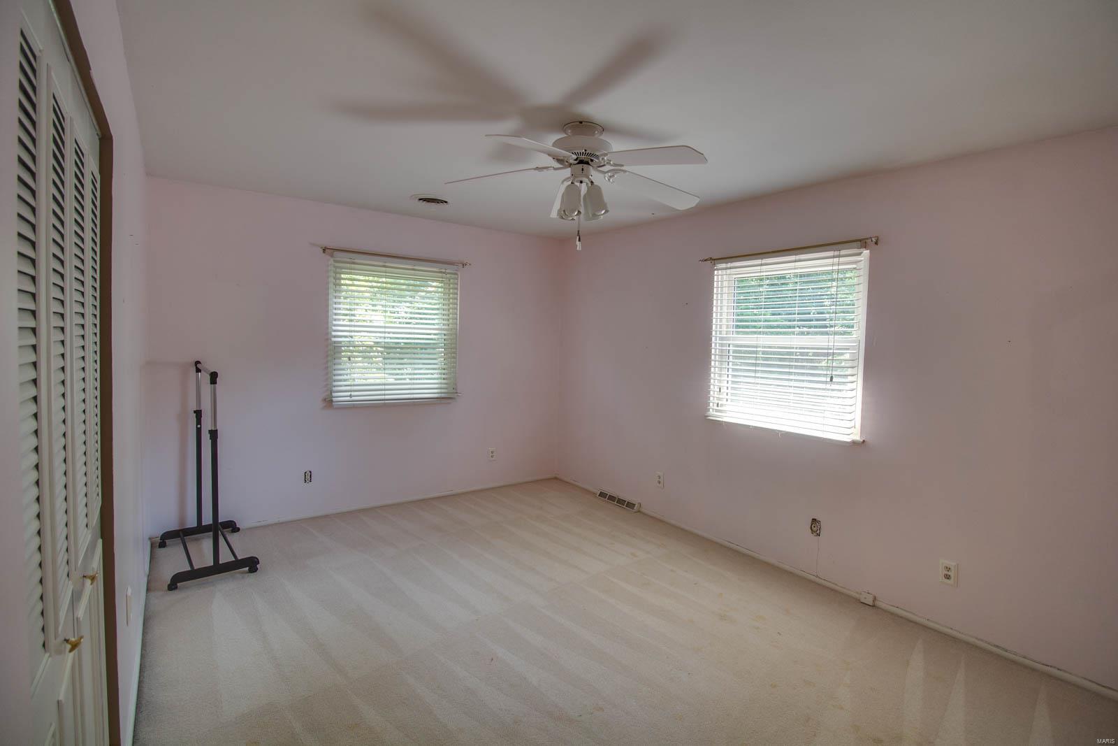 1807 Arrowhead Lane Godfrey, IL 62035 - Photo 28 of 60