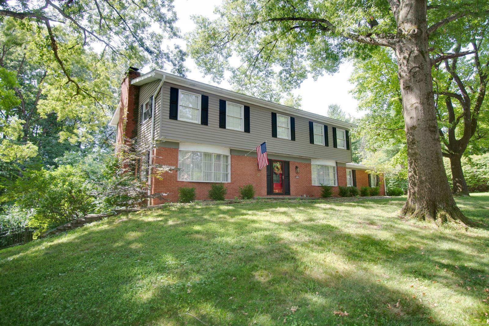 1807 Arrowhead Lane Godfrey, IL 62035 - Photo 4 of 60