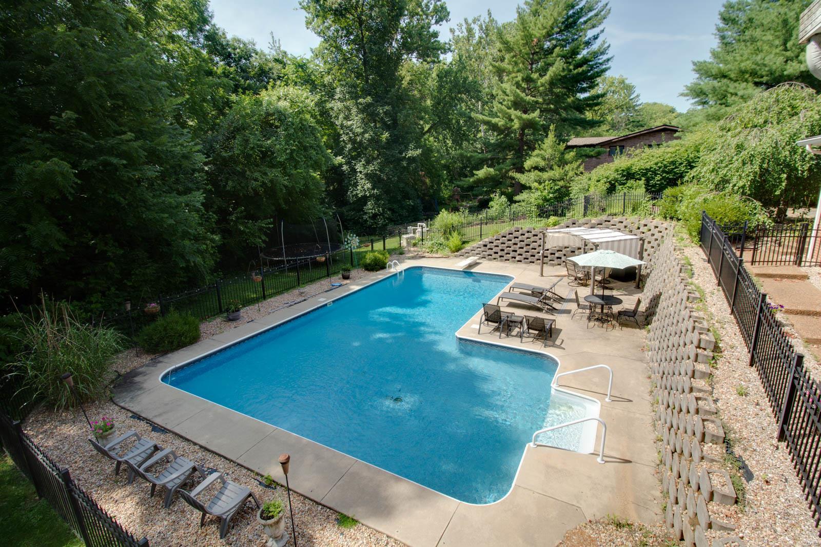 1807 Arrowhead Lane Godfrey, IL 62035 - Photo 46 of 60