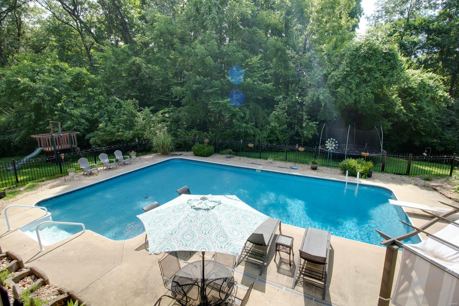 1807 Arrowhead Lane Godfrey, IL 62035 - Photo 47 of 60