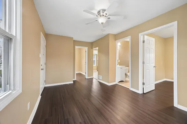$175,000 | 557 Howard Avenue, Aurora, IL 60506