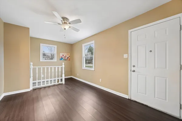 $175,000 | 557 Howard Avenue, Aurora, IL 60506