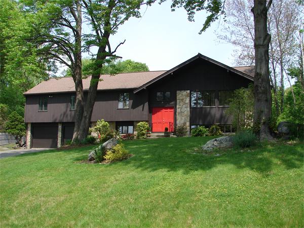 21 Nottingham Road Westborough, MA 01581 - Photo 1 of 30 Gallery Image 1