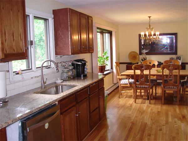21 Nottingham Road Westborough, MA 01581 - Photo 3 of 30 Gallery Image 3