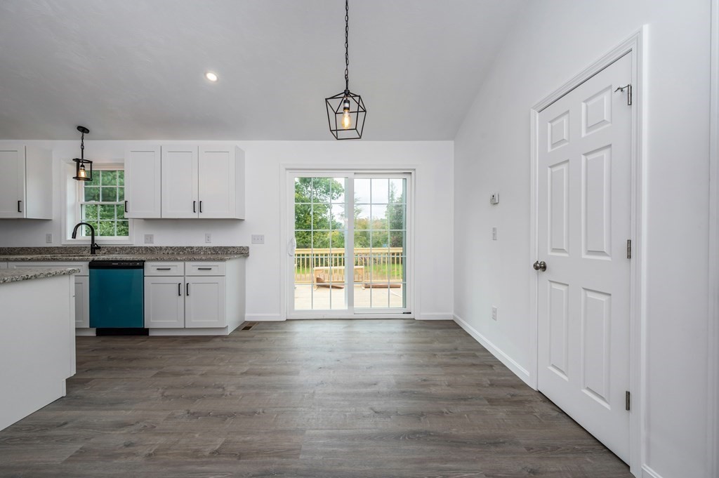 63 Old Worcester Road Webster, MA 01570 - Photo 8 of 28 Gallery Image 8