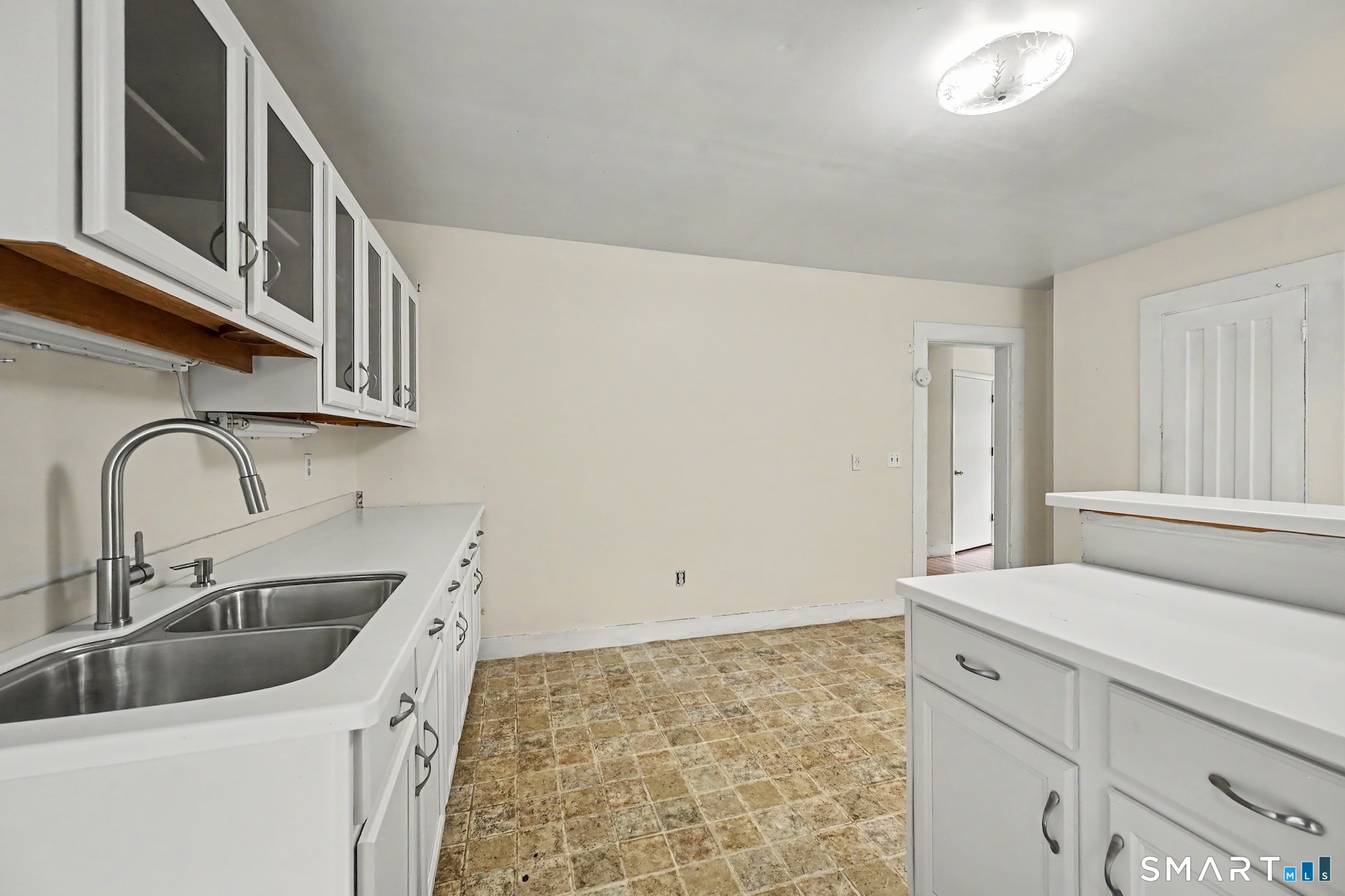 33 Hatch Road Bridgewater, CT 06752 - Photo 8 of 40