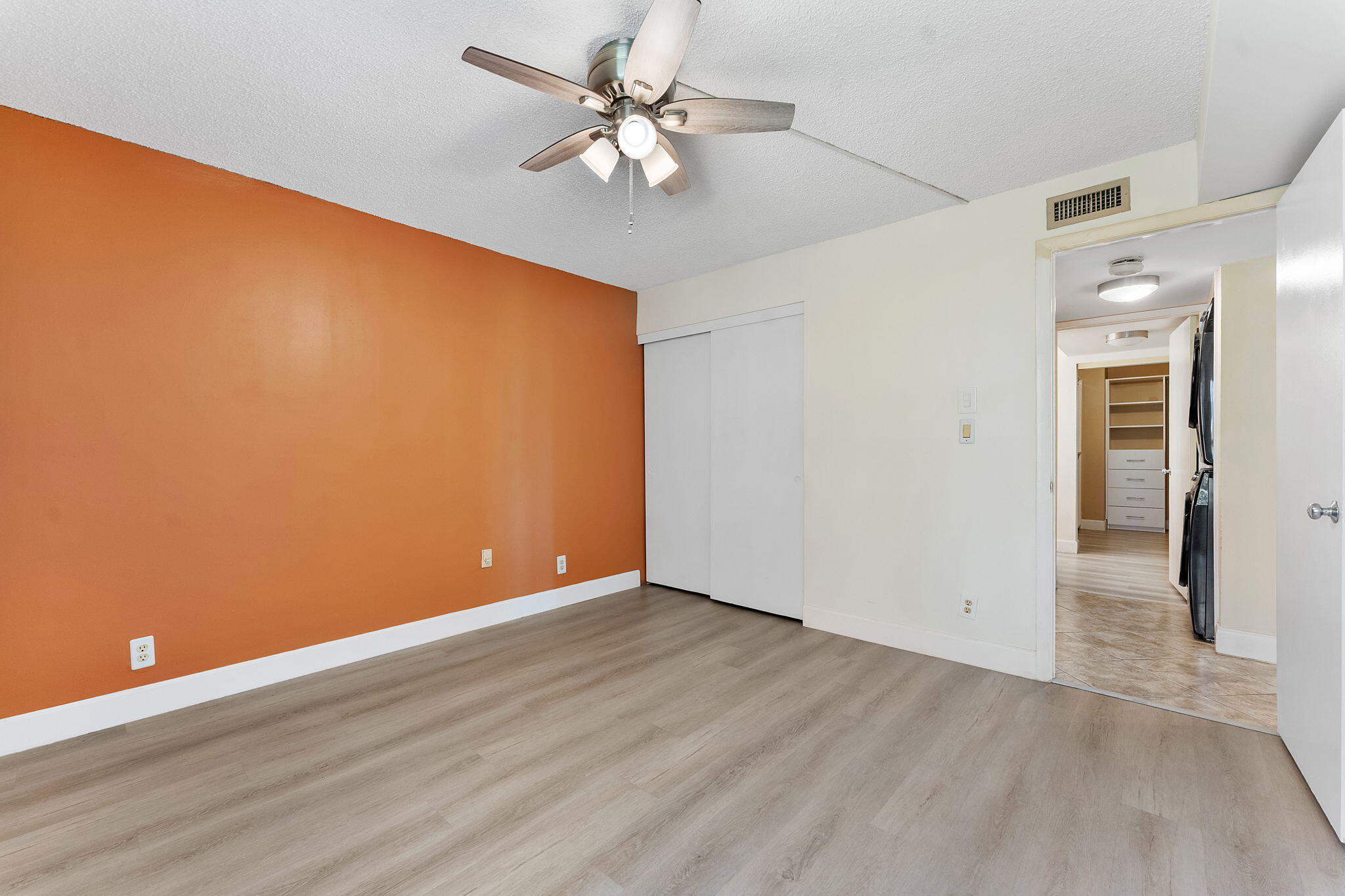 5800 Camino Del Sol, Unit 102 Boca Raton, FL 33433 - Photo 12 of 33 second bedroom