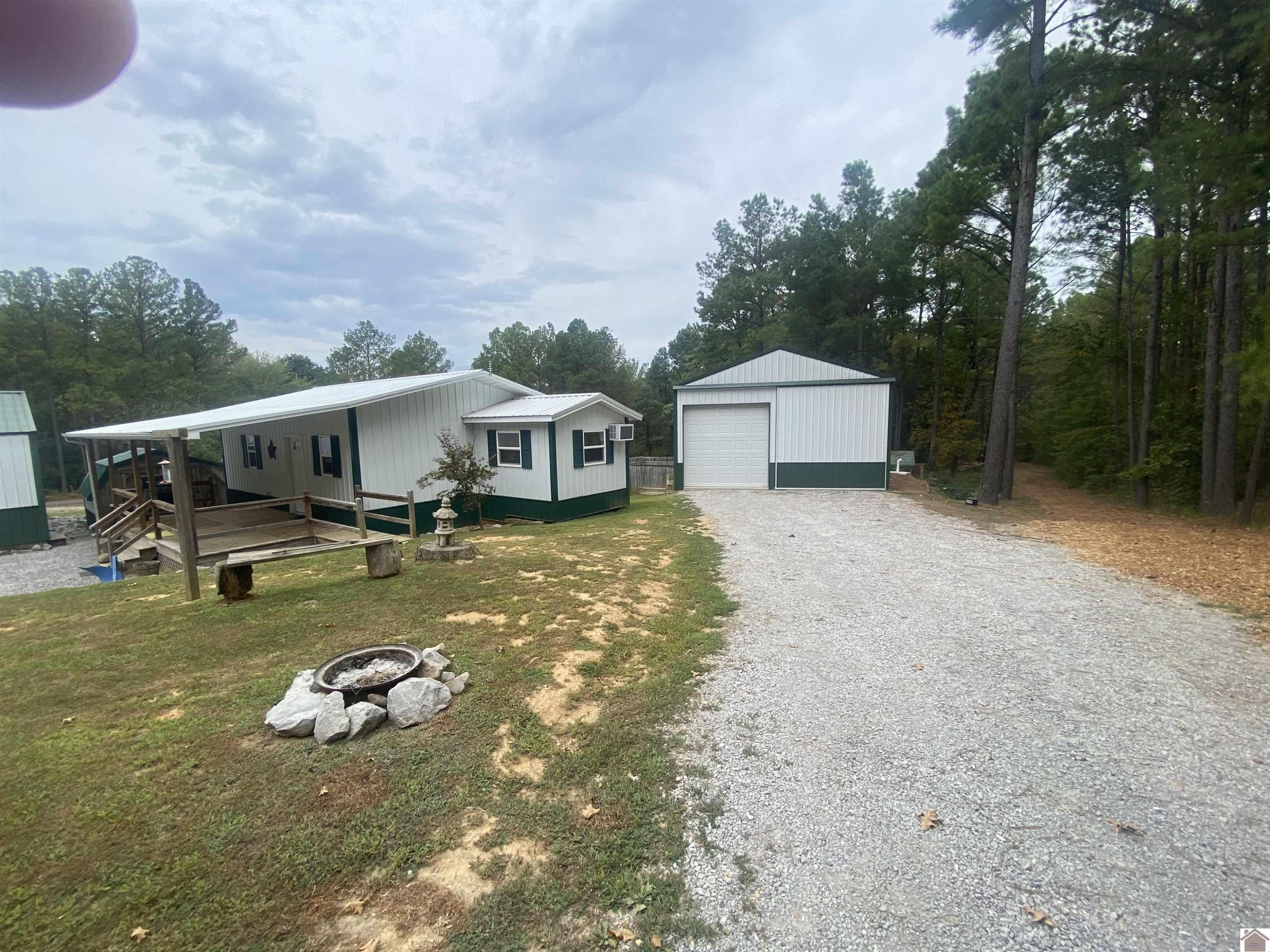 89 Crittendon Road Hardin, KY 42048 - Photo 2 of 29 Photo 2