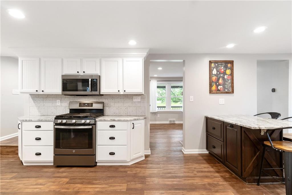 2124 Middle Road Glenshaw, PA 15116 - Photo 15 of 39 Gallery Image 15
