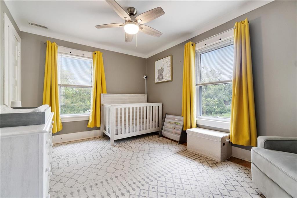 2124 Middle Road Glenshaw, PA 15116 - Photo 26 of 39 Gallery Image 26